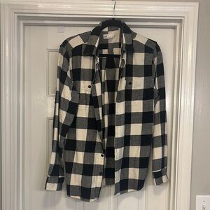 GAP Men’s Black & White Plaid Flannel Shirt Size M | Long Sleeve Button-Up